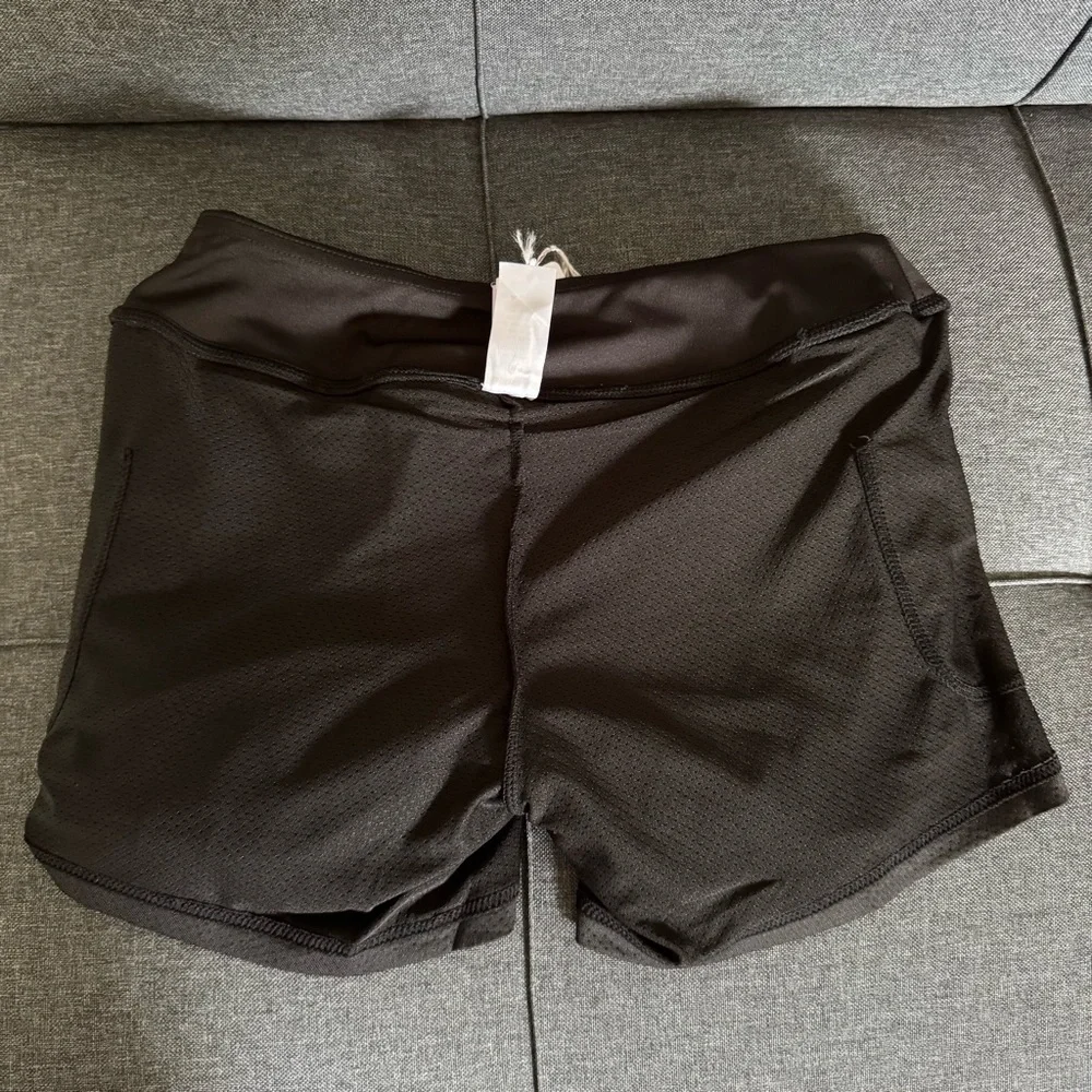 Zealotpower Black Skirt with built in Shorts, XS - Picture 4 of 10